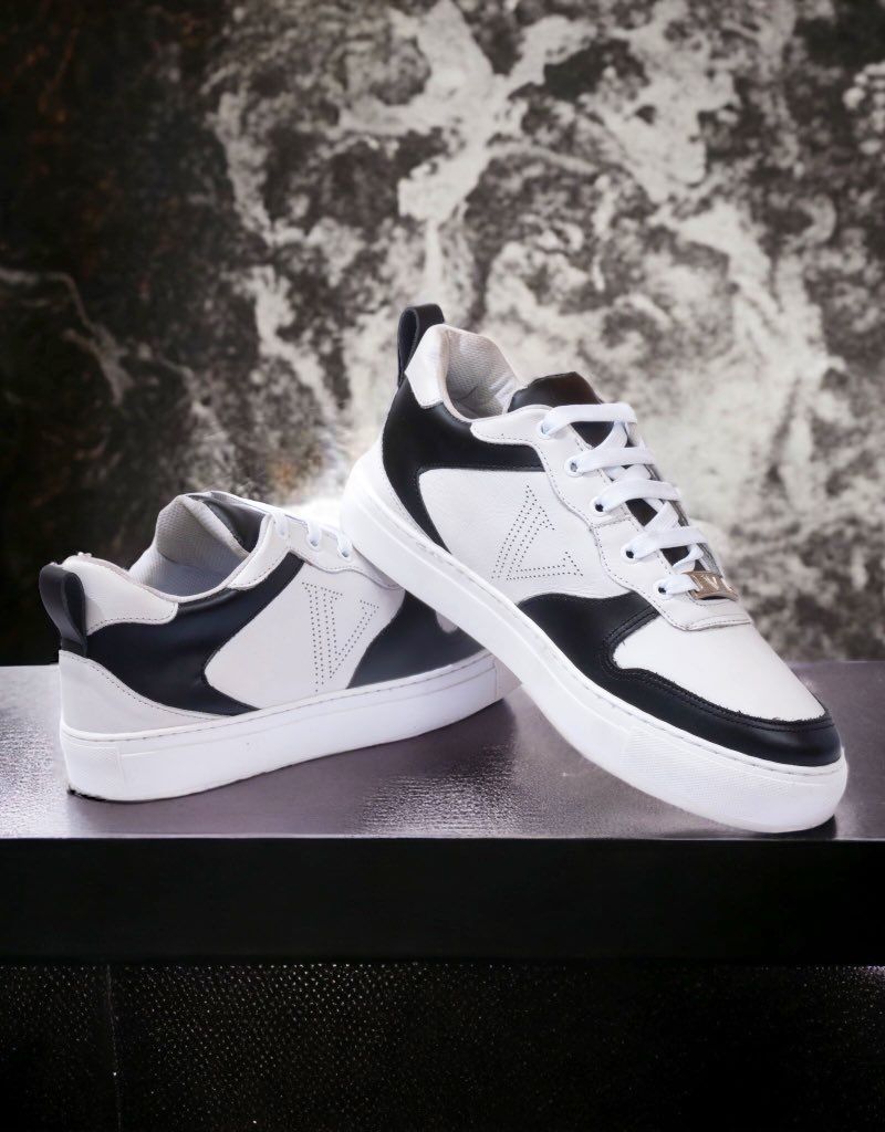 Vanucci The Best Sneakers in Town!